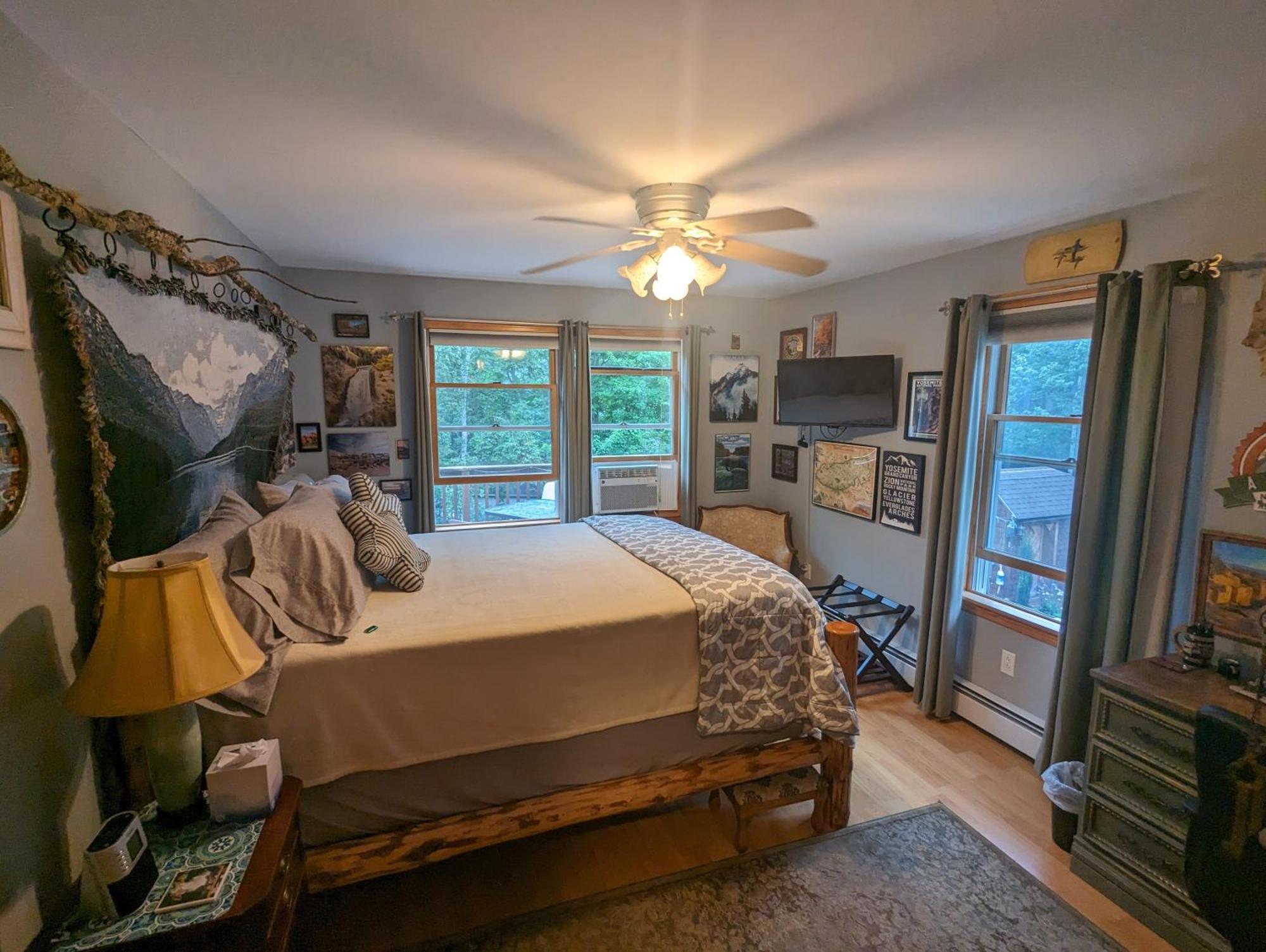 Pond Memories - National Parks Suite - Paddling Included! Surry Eksteriør bilde